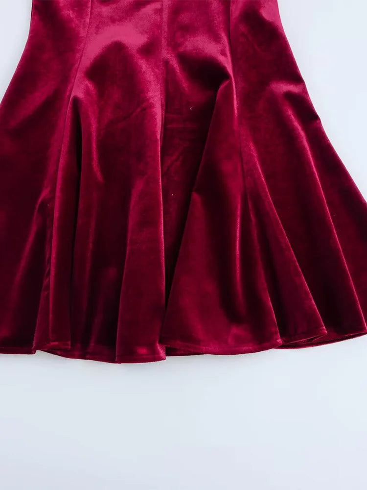 2025 new women's clothing, European and American style French design, wavy velvet versatile sleeveless dress