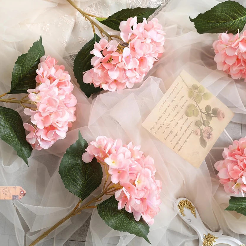 1 Bundle Silk Hydrangea Wedding Decorative Flowers Bridal Accessories Clearance Festival Decor Vases for Home Artificial Flowers