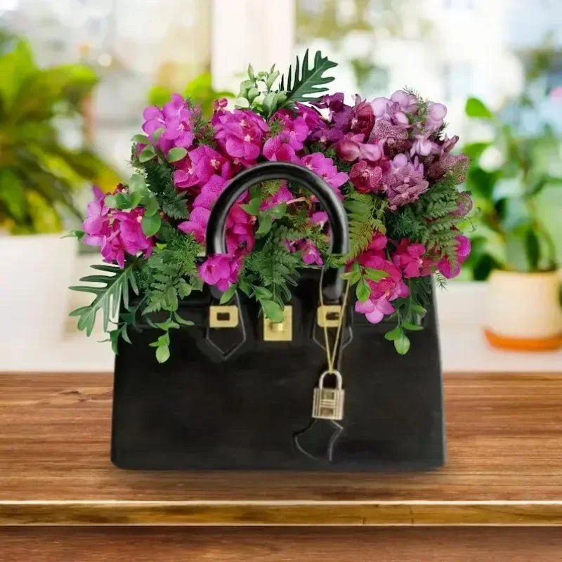 Resin Creative Luxury Vases Modern Table Ornaments Bag Moulding TV Stand Decor Vases Arrange Flowers Vase Home Decoration