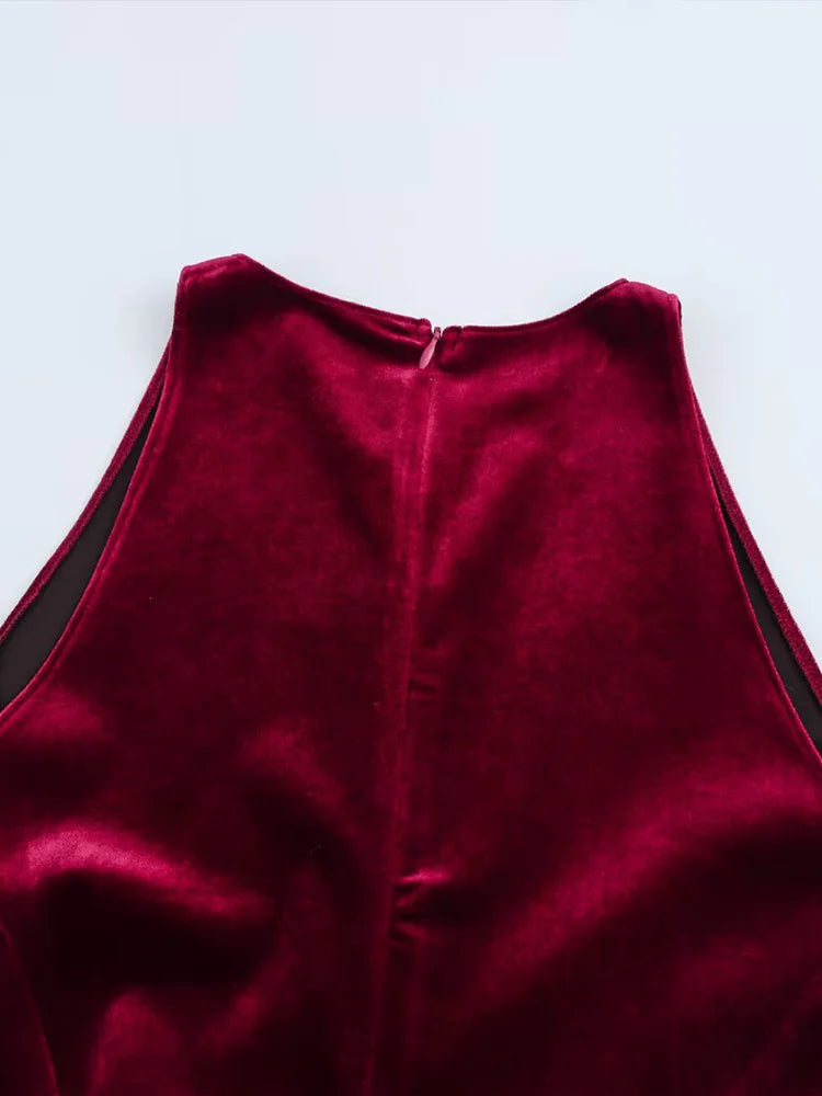2025 new women's clothing, European and American style French design, wavy velvet versatile sleeveless dress
