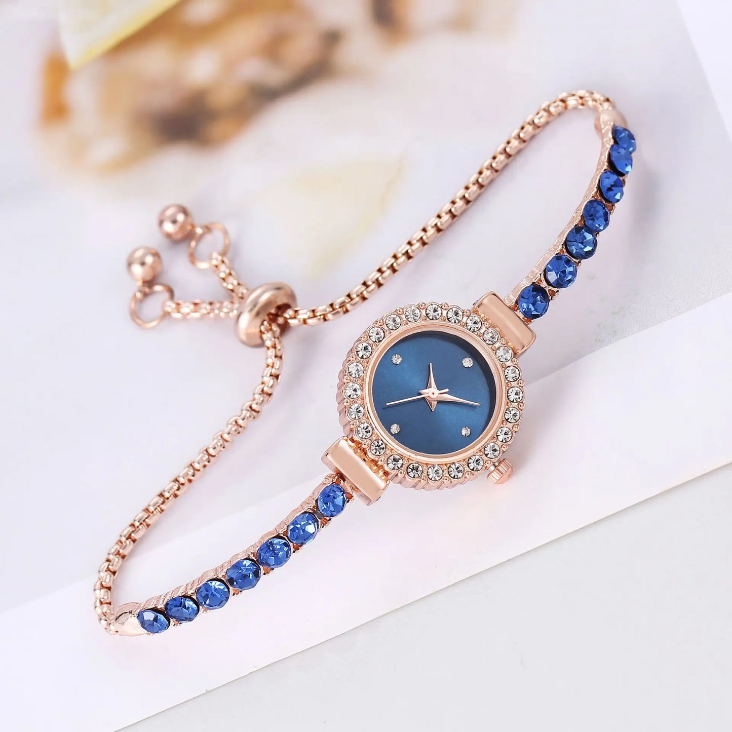 Women's Watches Fashion Exquisite Small Dial Bracelet Analog Quartz Watch（Box Not Included ）