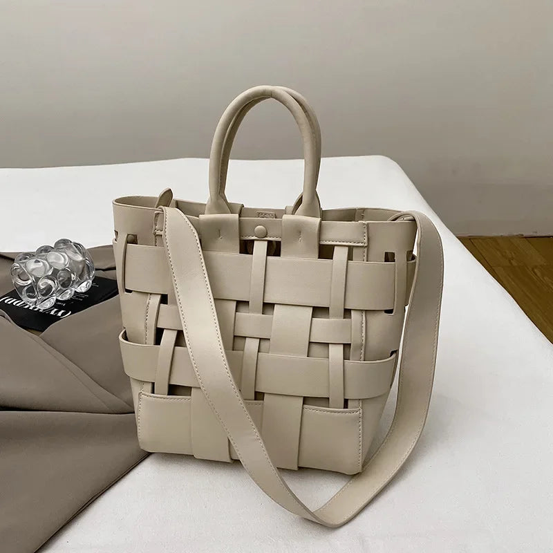 Woven Handbag for Women - Large Capacity, Stylish Tote with Elegant Look, Premium Single Shoulder & Crossbody Bag for Commuters